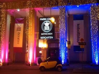 Itera Band spielt auf der Weihnachtsfeier 2018 im ParkCafe München