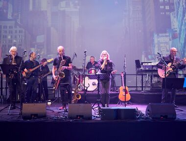 Oysters Midnight - live